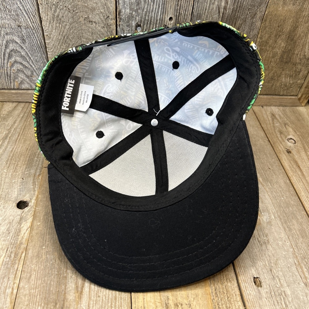 Fortnite SnapBack Adjustable Cap - Picture 5 of 7
